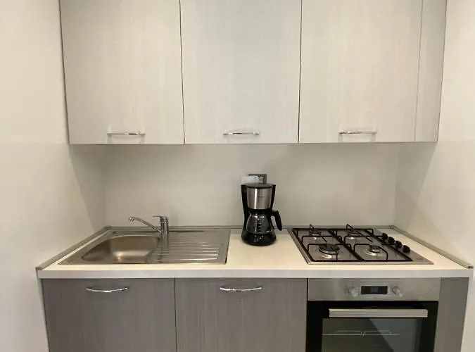 アパート Azalea カンノビオ